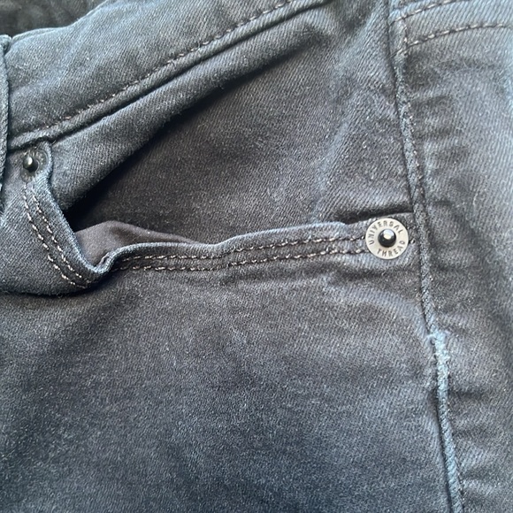 Universal Thread Jeans - Picture 4 of 6